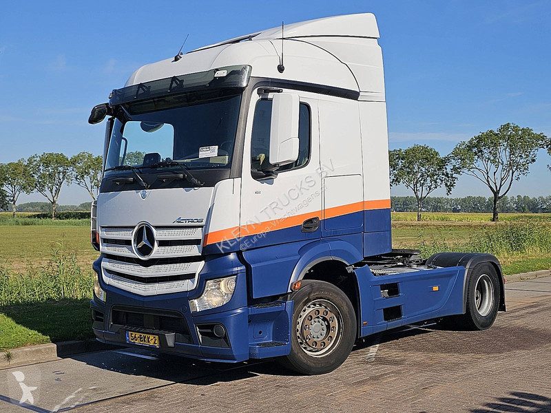 جرار Mercedes ACTROS 1832