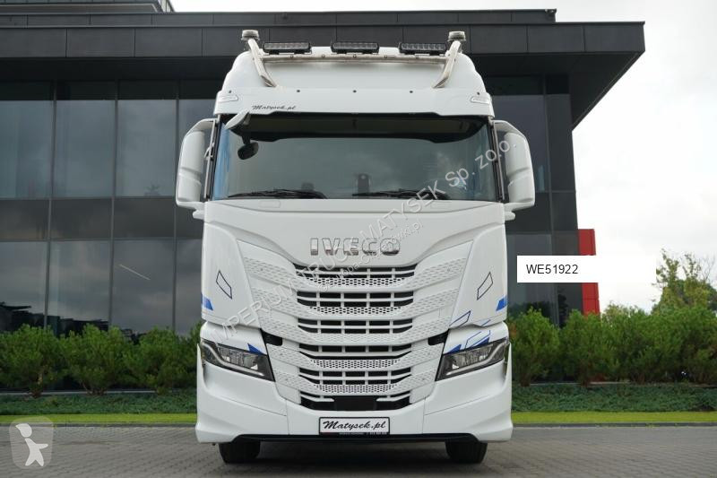 Влекач Iveco S 530