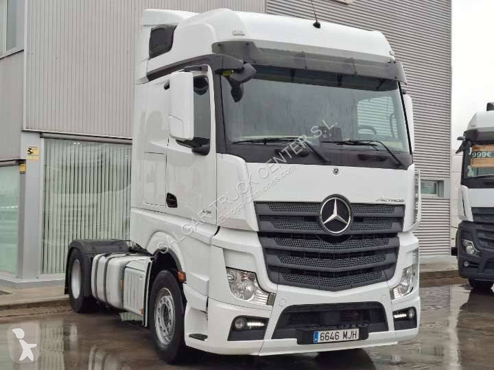 Traktor Mercedes
