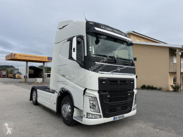 Влекач Volvo FH13 500