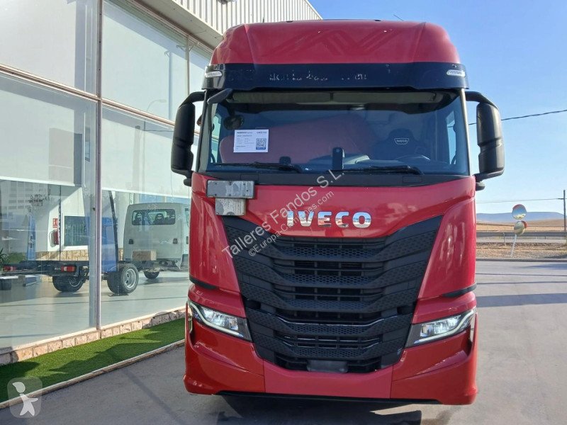 Traktor Iveco  460 AUTOMATICO CON INTARDER