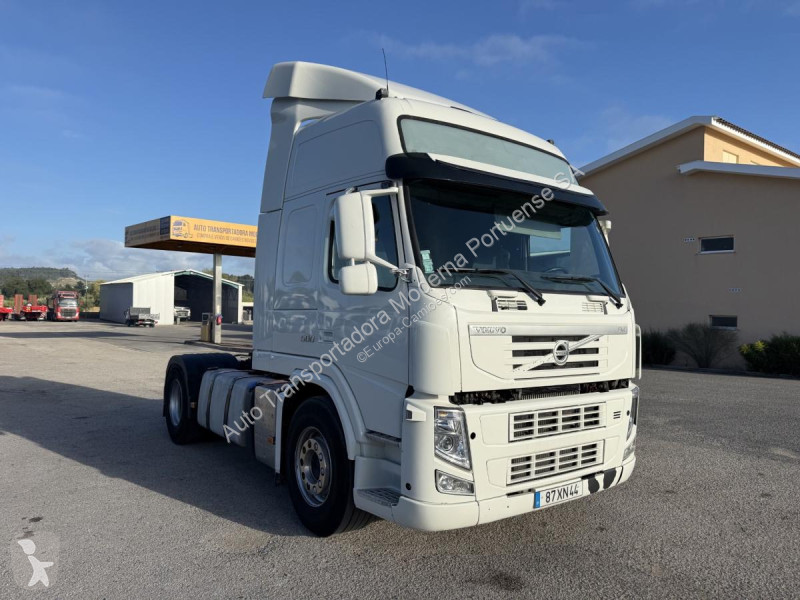 جرار Volvo 500