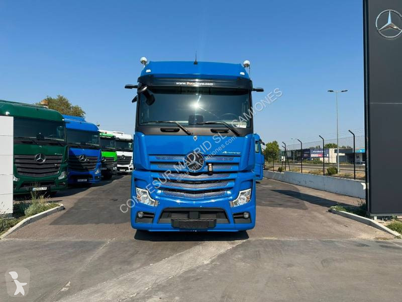 Traktor Mercedes