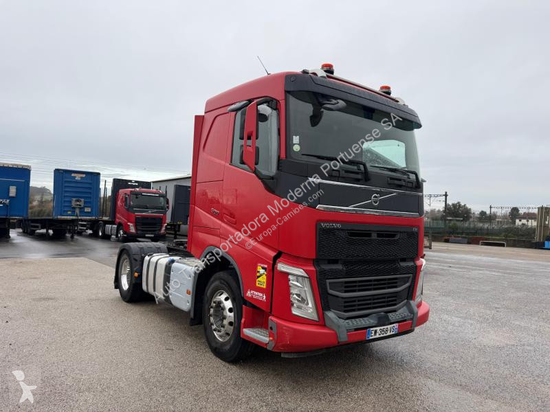 Traktor Volvo 500