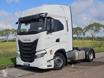 جرار Iveco