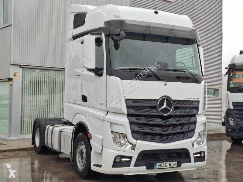 جرار Mercedes
