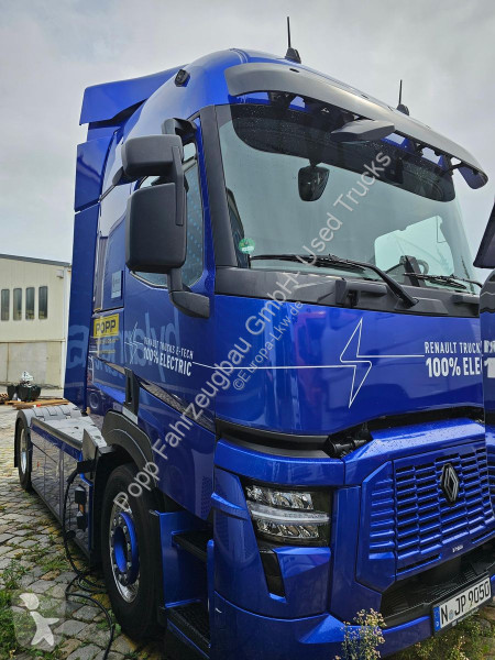 جرار Renault T 4x2*SleeperCab, Navi,...