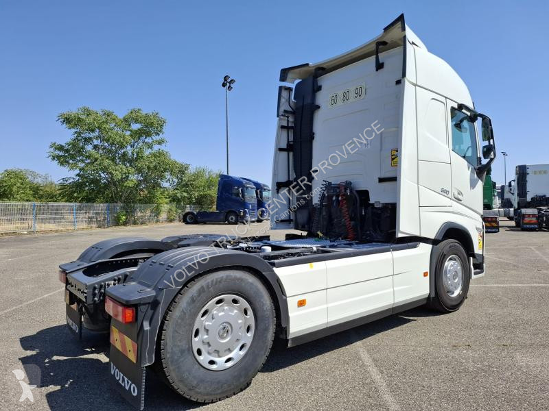 Tracteur Volvo 500