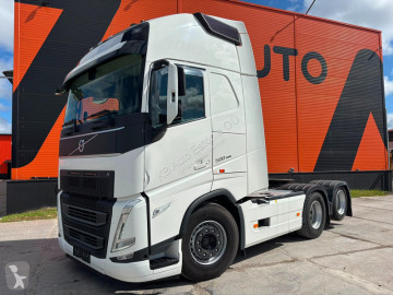 Cabeza tractora Volvo