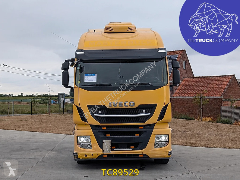 Tracteur Iveco 440 S46