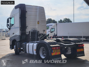 جرار منتجات خطرة / adr Volvo