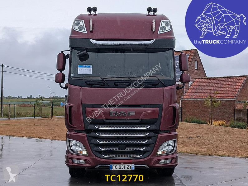 Tracteur DAF 530