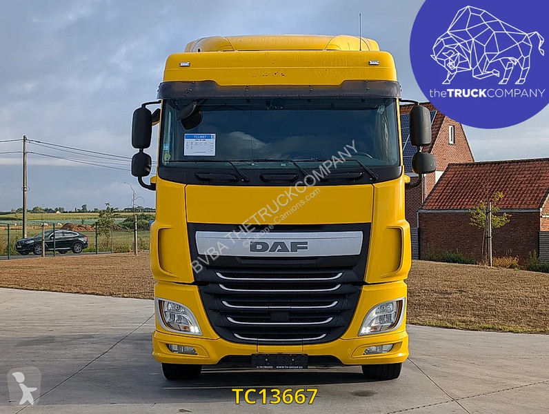 Tracteur DAF 440