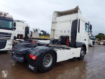 Cabeza tractora DAF