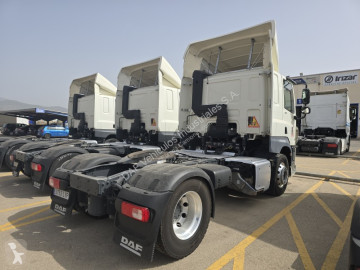 Cabeza tractora DAF
