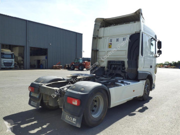 Cabeza tractora DAF