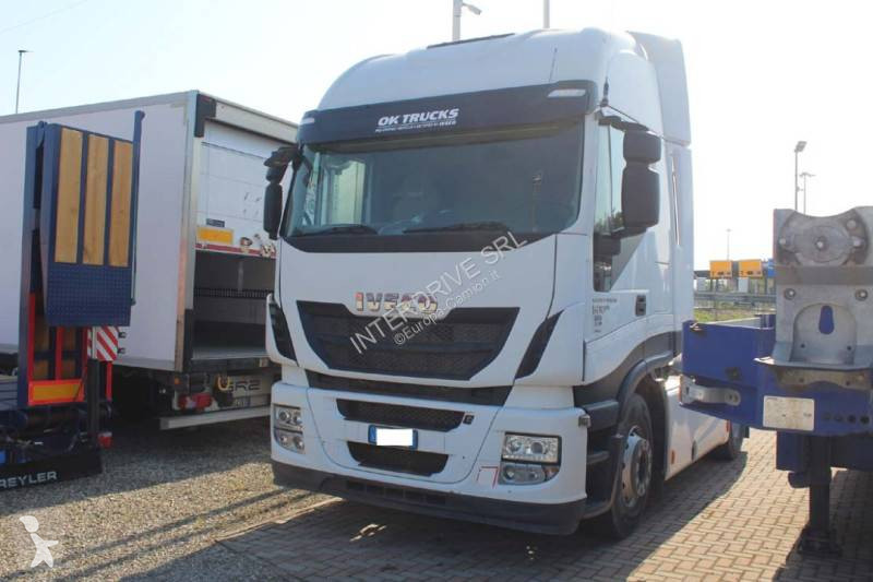 Cabeza tractora Iveco