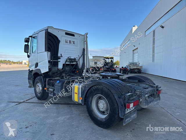 Tahač Renault  C430