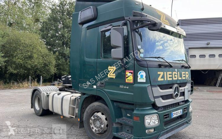 Tracteur Mercedes