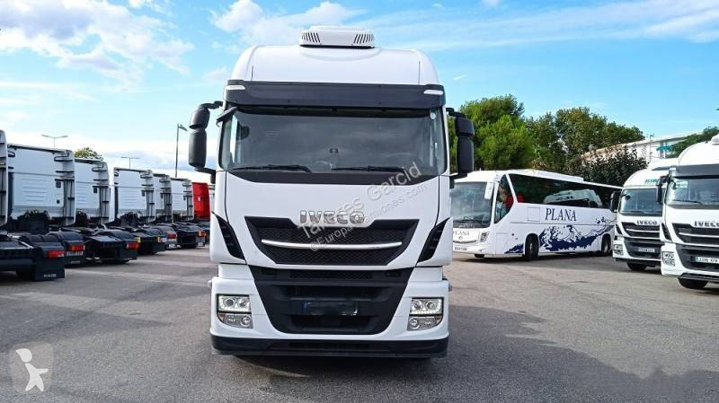 Cabeza tractora Iveco