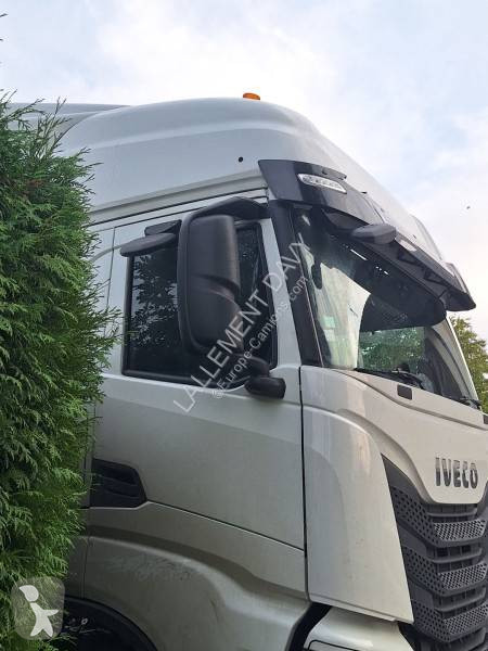 Cabeza tractora Iveco