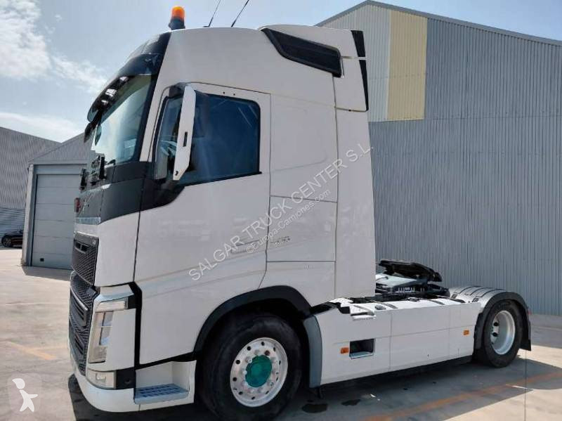 Cabeza tractora Volvo