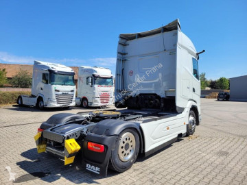 Cabeza tractora DAF