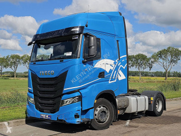 Tracteur Iveco