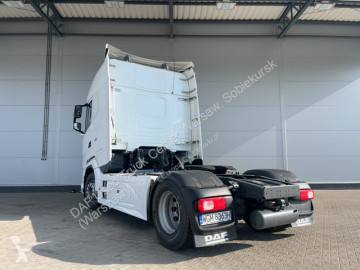 Cabeza tractora DAF