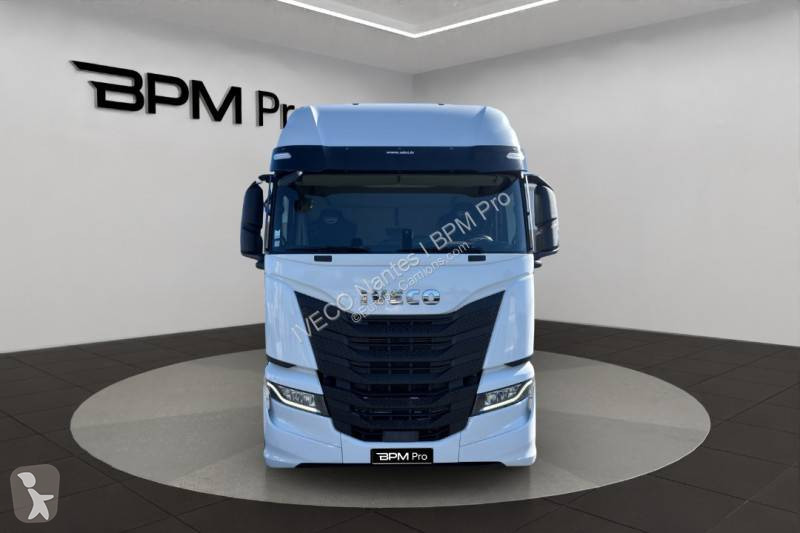 Cabeza tractora Iveco