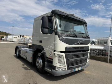 Tracteur Volvo F6 460 FM