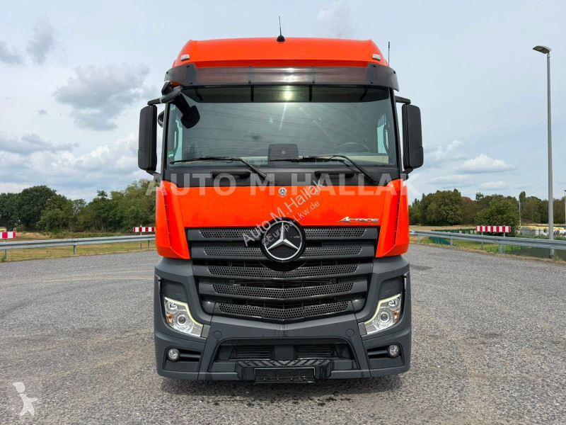 Trekker Mercedes 1845 LSnRL BigSpace Low Liner...