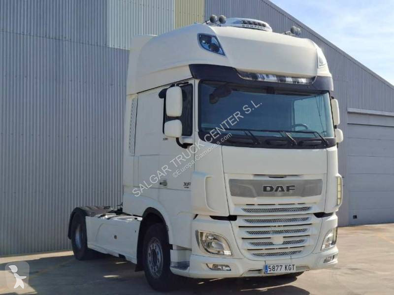 Cabeza tractora DAF