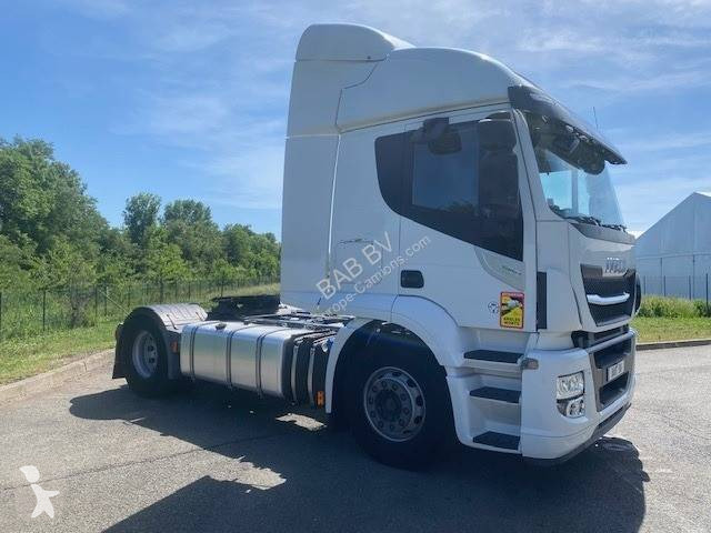 Cabeza tractora Iveco