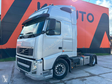 Cabeza tractora Volvo