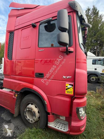 Cabeza tractora DAF