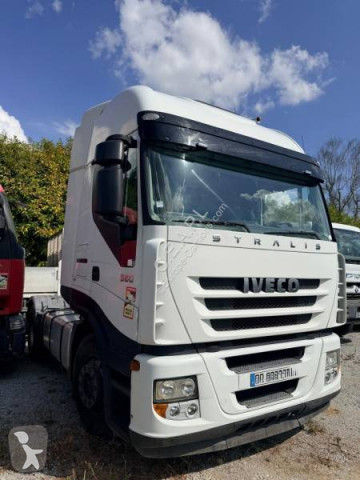 Cabeza tractora Iveco
