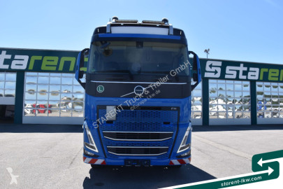 Cabeza tractora Volvo