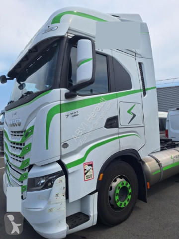 Cabeza tractora Iveco