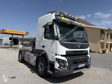 Cabeza tractora Volvo