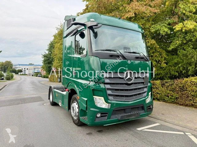 Trekker Mercedes 1845 StreamSpace 2,50 / Euro 6d