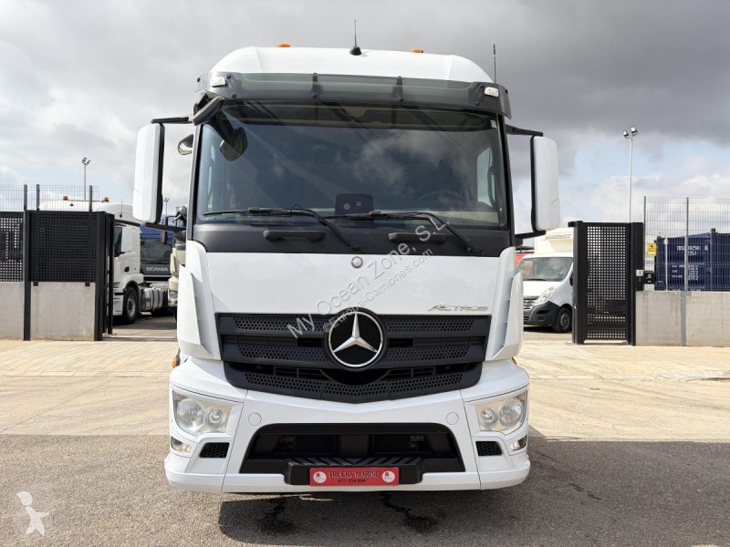 Cabeza tractora Mercedes 1846