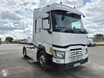 Trekker Renault T-Series 480