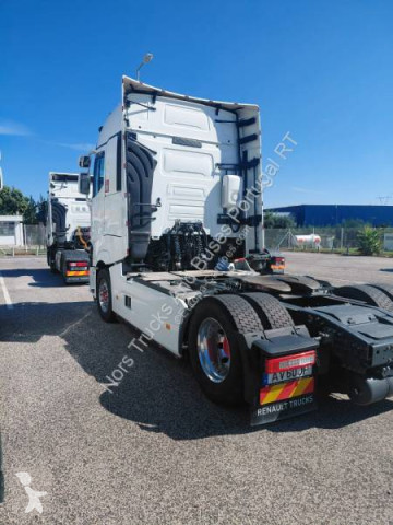 Cabeza tractora Renault