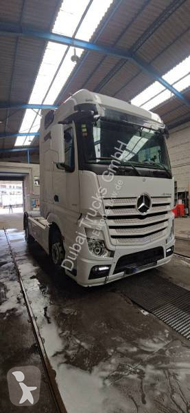 Cabeza tractora Mercedes 1851 LS
