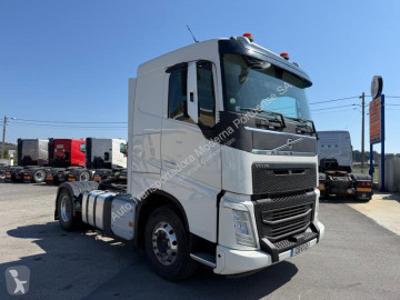 Cabeza tractora Volvo