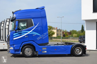 Cabeza tractora DAF