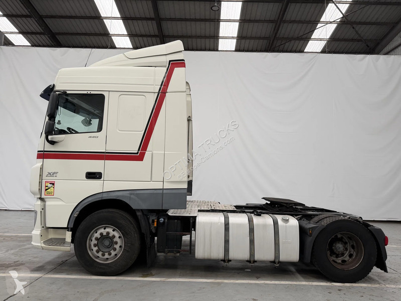 Cabeza tractora DAF 106440 Spacecab