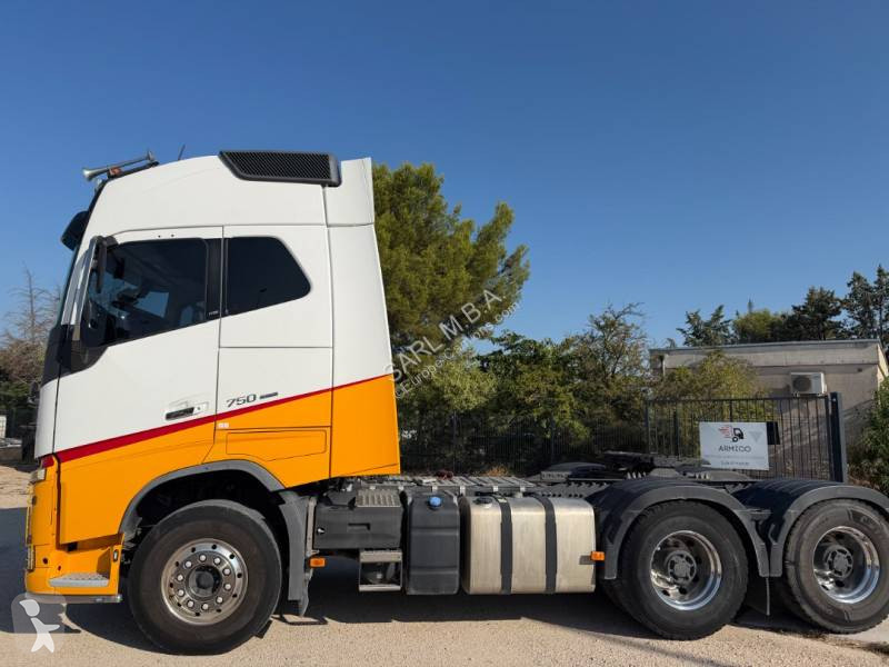 Cabeza tractora Volvo 750