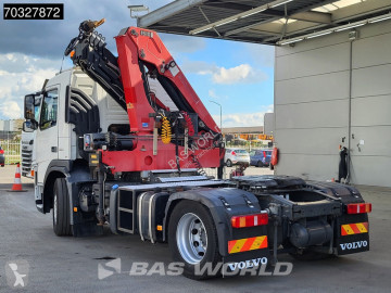 Cabeza tractora Volvo